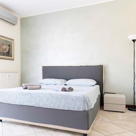 Blue Lake Arona - Cozy Apartment In City Center المظهر الخارجي الصورة